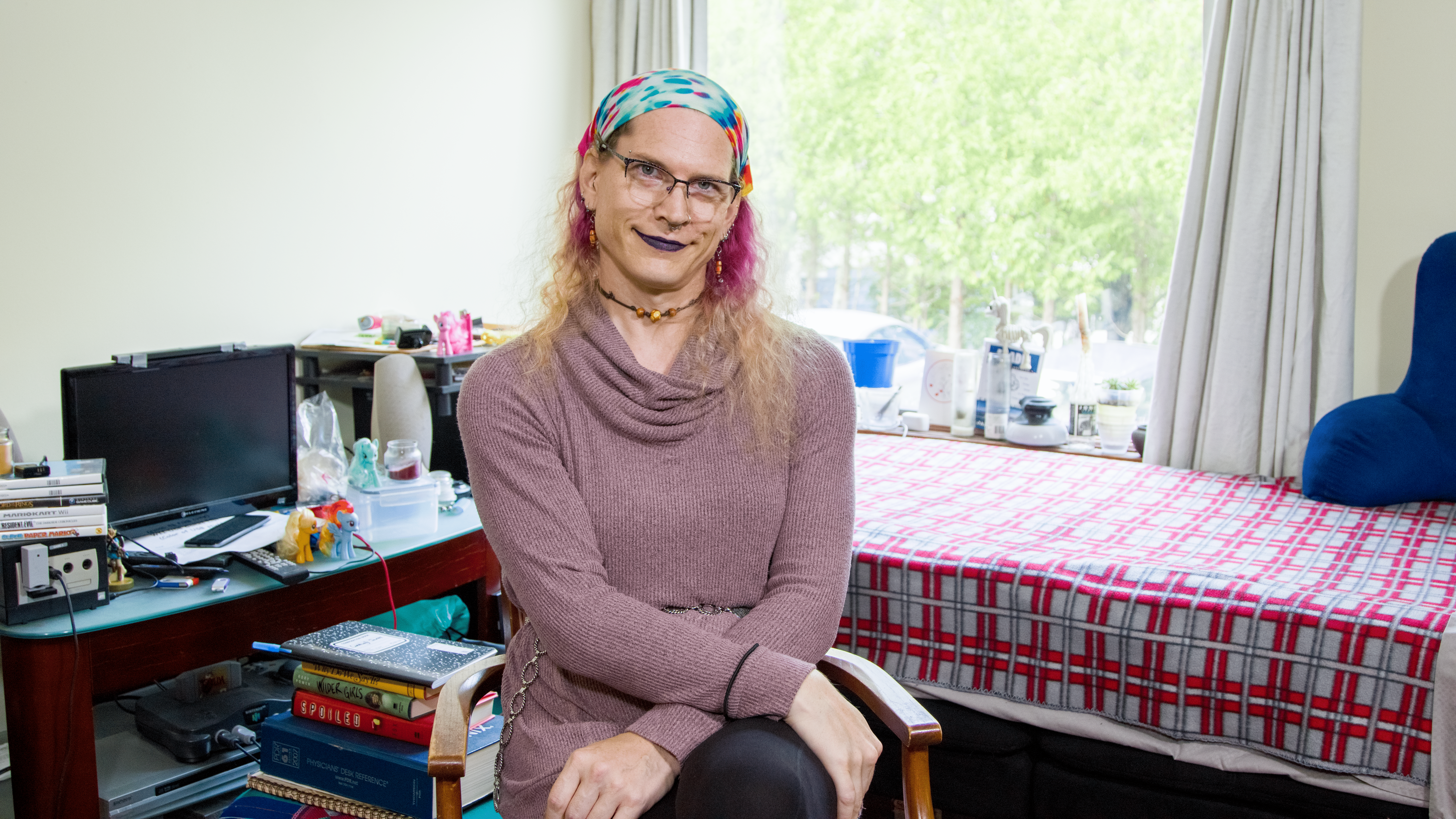 After Hitting Rock Bottom, Trans Person Finds Inspiration in Helping Others. “Not Every Queer Kid Out There Has the Support of Their Families.”